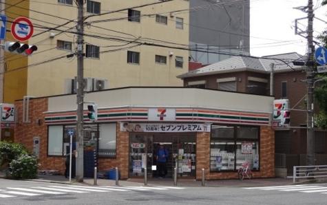 セブンイレブン横浜南吉田町4丁目店